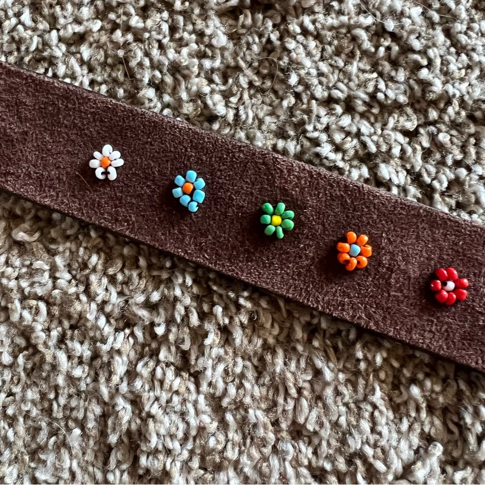 Brown Leather Floral Beaded Belt - Picture 7 of 7